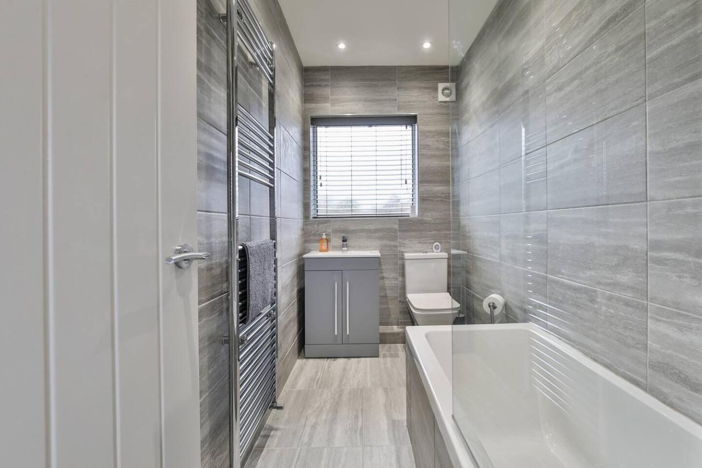 Magnificent, Renovated Whole House With Garden Villa Sheffield Buitenkant foto